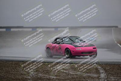 media/Nov-15-2025-CalClub SCCA (Sat) [[7bfa5a7151]]/Race/Group 4/